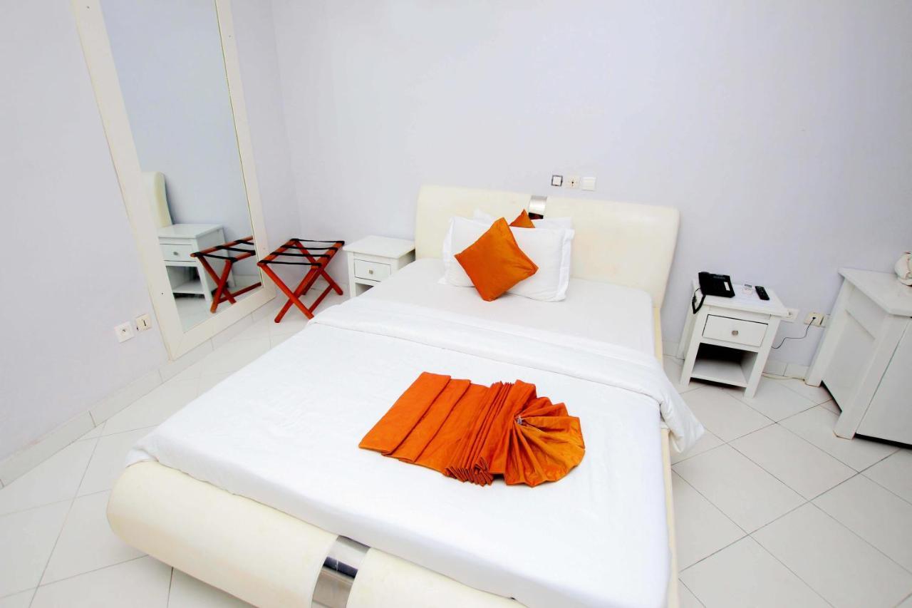 Hotel Galilee Котону Экстерьер фото